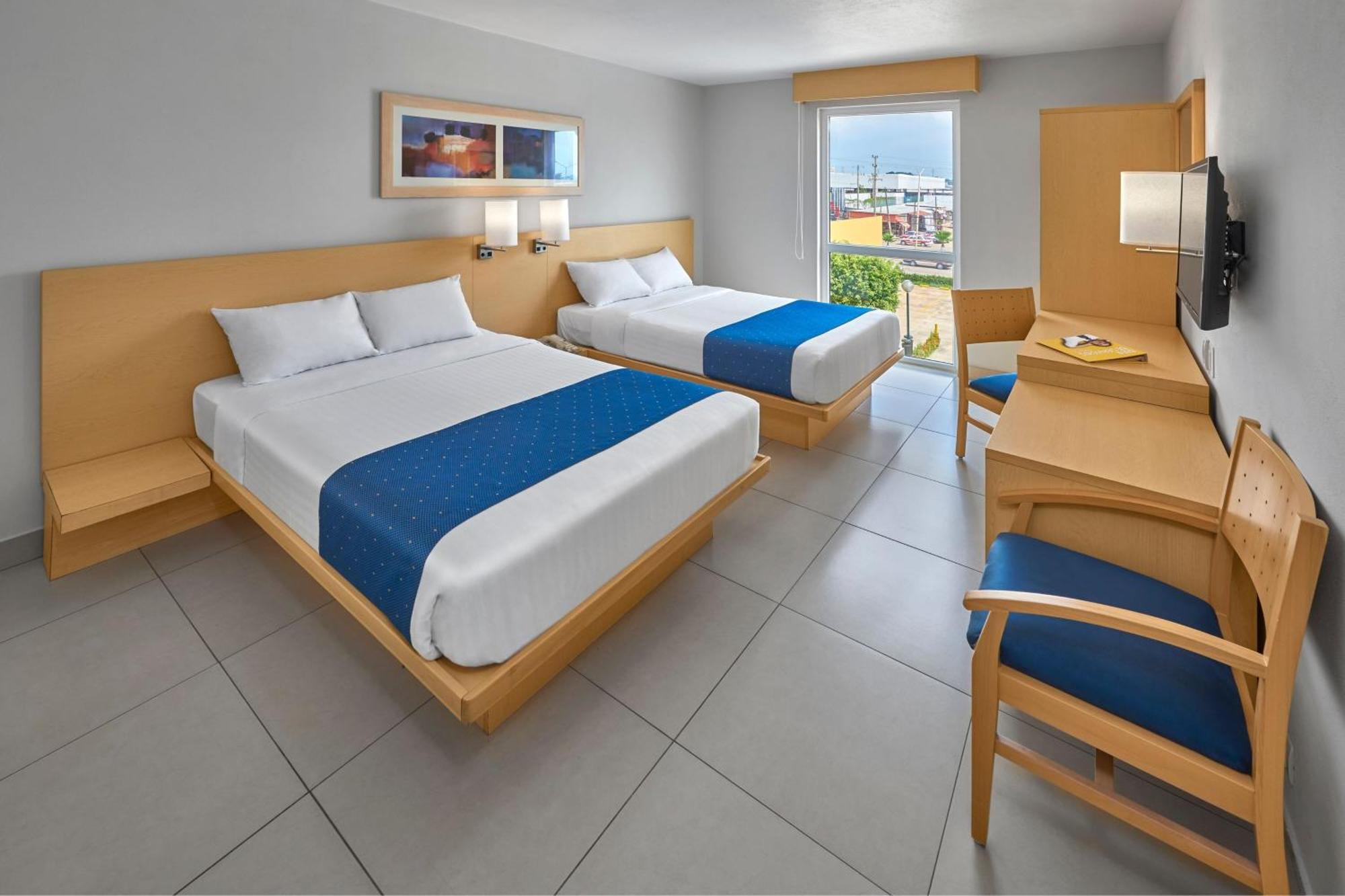 Express 4* Minatitlán